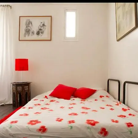 Apartment Proche Montmartre *